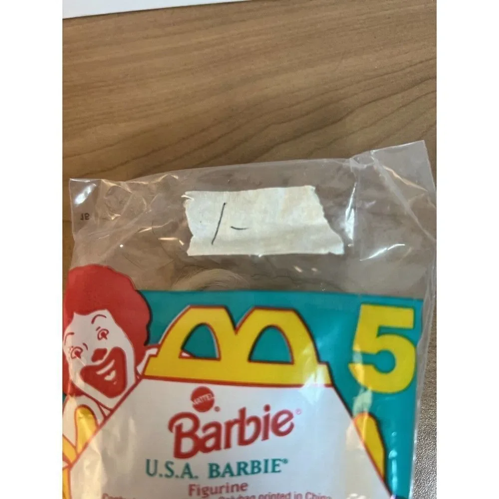 1995 McDonalds Barbie Mattel Happy Meal Toys #5 - USA Barbie NEW
